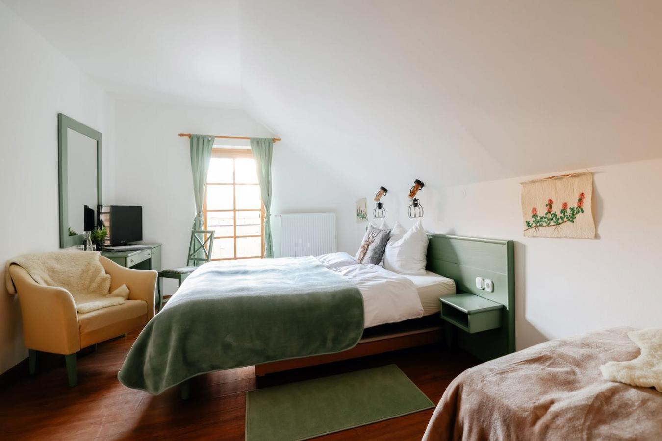 Eko Hisa-Eco House Na Razpotju Hotel Solčava Kültér fotó