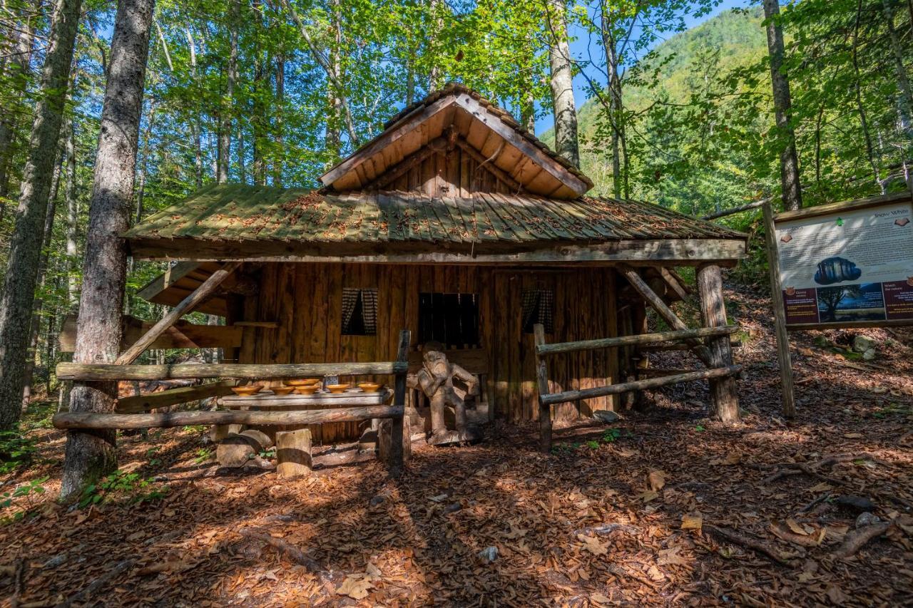 Eko Hisa-Eco House Na Razpotju Hotel Solčava Kültér fotó